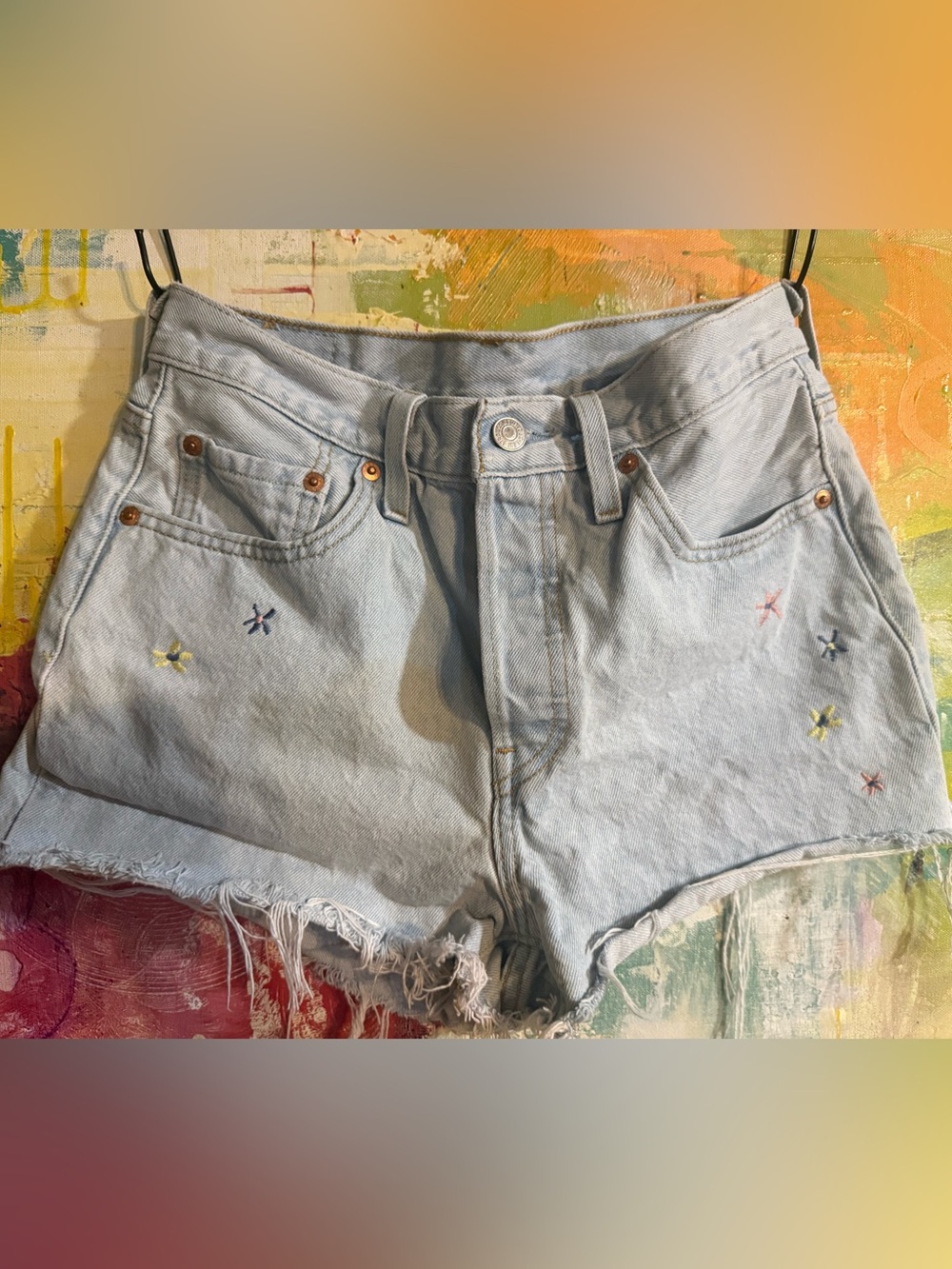 Levi's Light Blue Cutoff Denim Shorts with Embroidered flowers🌸🌼